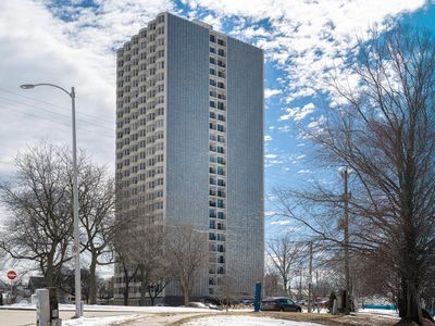 2525 South Shore DRIVE #25C, Milwaukee, WI, 53207