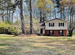 125 Trace Dr, Stockbridge, GA 30281