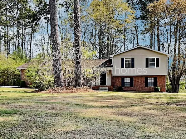 125 Trace Dr, Stockbridge, GA 30281