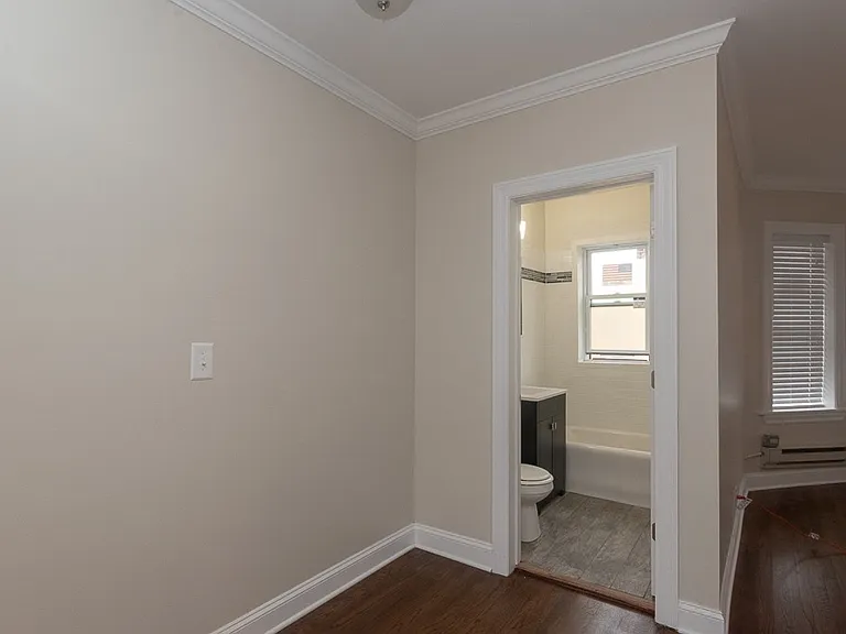 3817 N Greenview Ave #W4 — Photo 8
