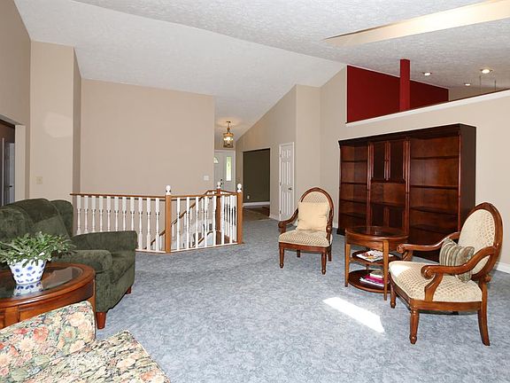 5th image of 11035 Stirrup Ln