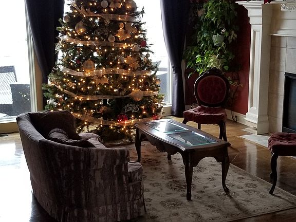 5th image of 15015 Lake Side Dr