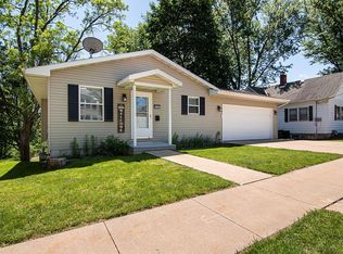 1052 Rush St, Dubuque, IA 52003