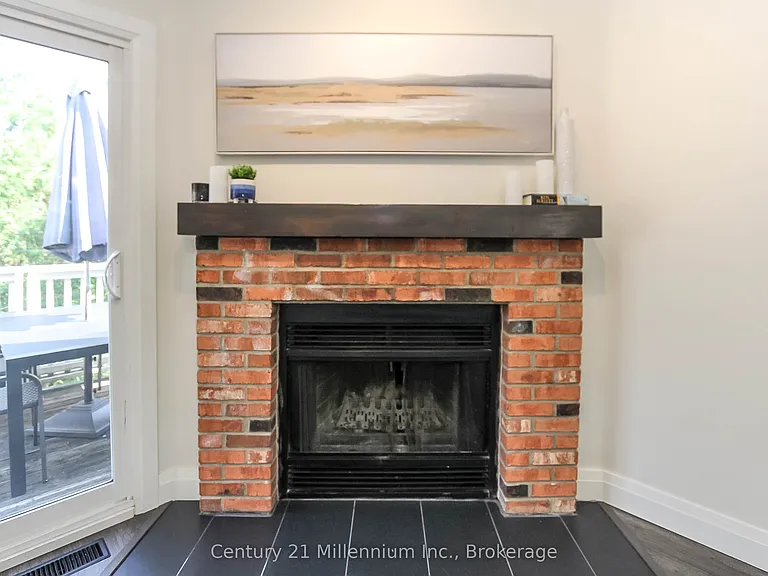 149 Fairway Cres #73 — Photo 8