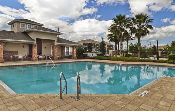 4th image of 8125 Summer Palm Ct