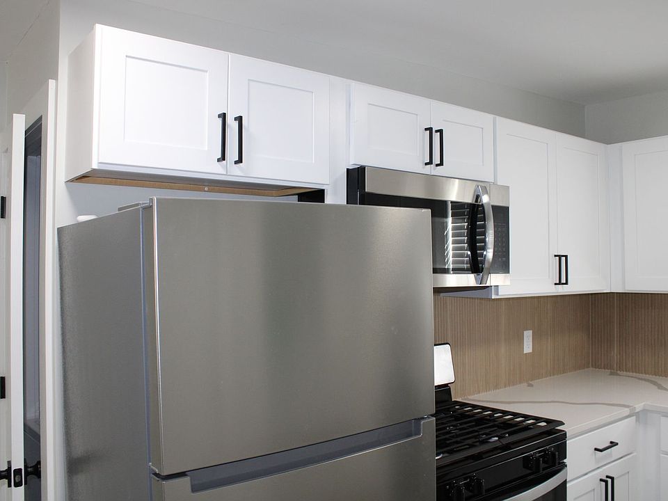 1st image of 601 Tatum St APT 6A