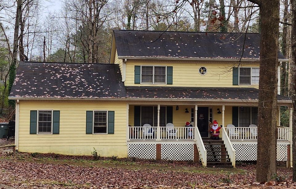 1st image of 633 Glenridge Ct SE
