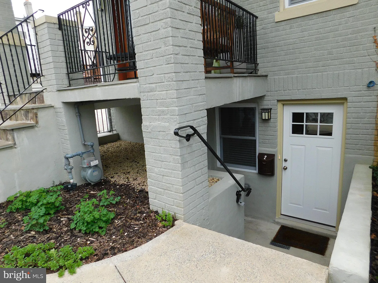 1 bed, 2024 sqft, $1,700 — Photo 4