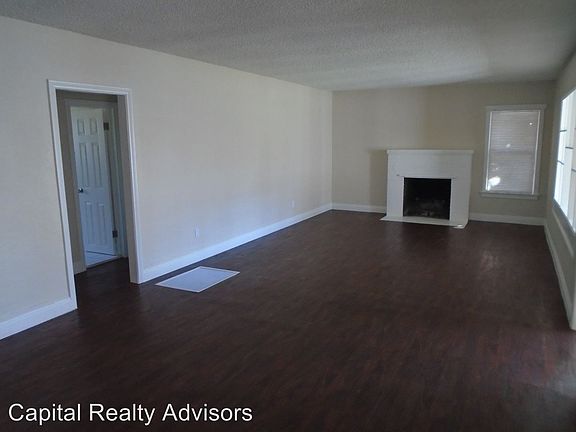 5th image of 10063 Flora Vista St