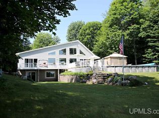 N3894 Hayward Rd, Munising, MI 49862