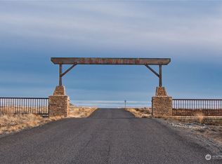 21140 Road D5 NE, Soap Lake, WA 98851