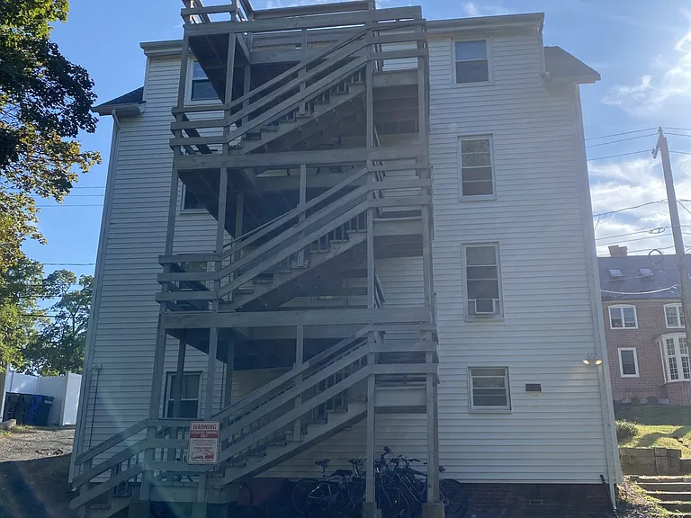 71 S Prospect St #13 — Photo 7