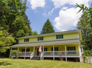 261 Pinners Cove Rd, Asheville, NC 28803