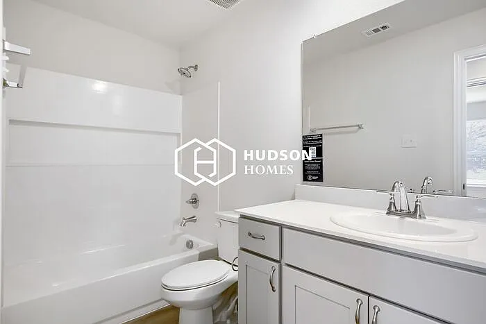 120 Kainos St — Photo 10