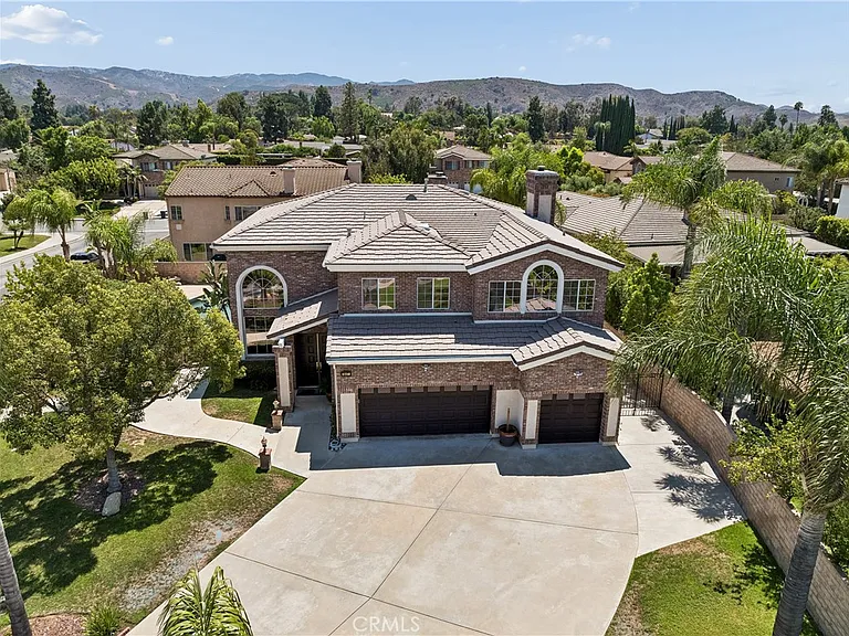 847 Amaryllis Ave — Photo 43