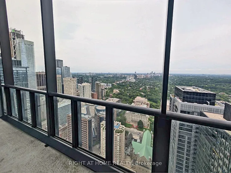 101 Charles St E #4908 — Photo 17