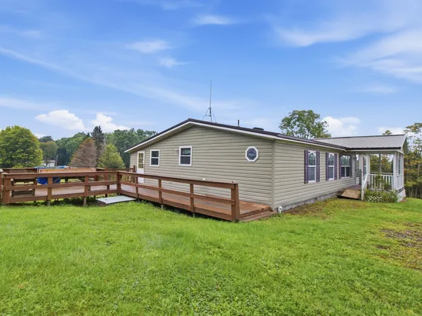 89 Lewis Rd, Weedville, PA 15868