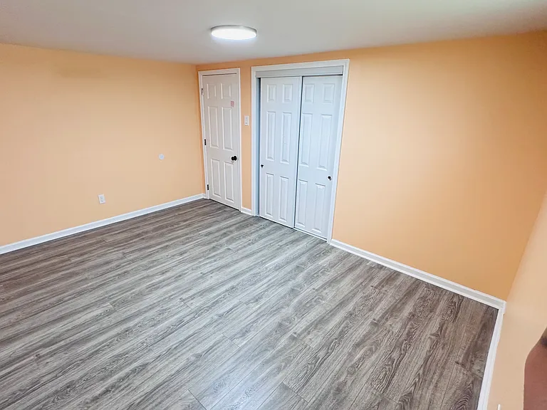 4807 Hazelwood Ave — Photo 5