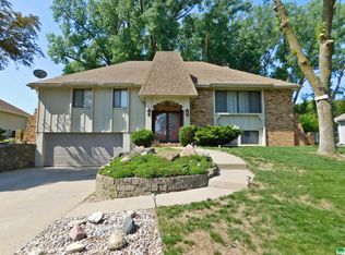 4118 Lincoln Way, Sioux City, IA 51106