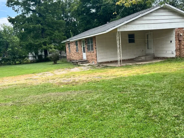 712 W Barnett St, Kensett, AR 72082