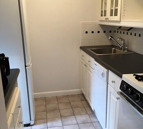 4th image of 156 Bleecker St #4DW