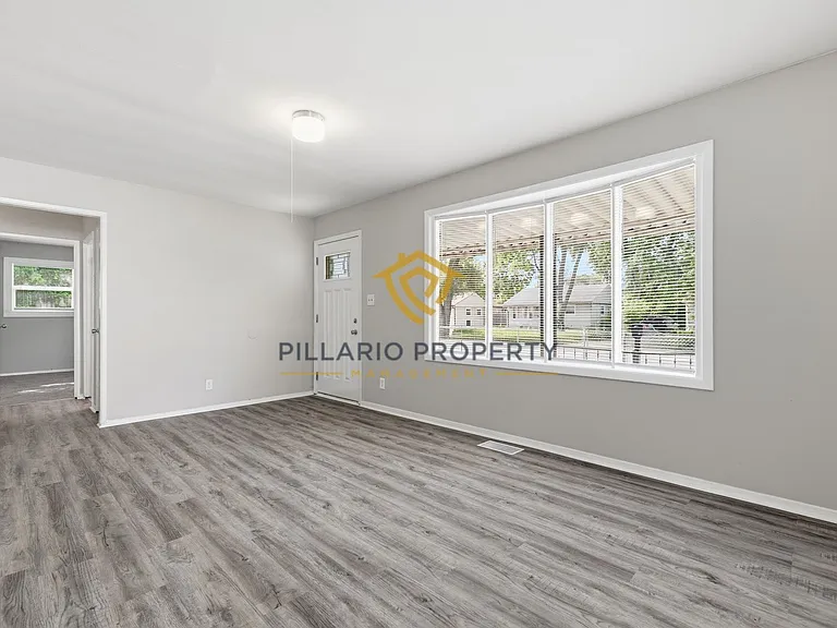 7359 E 53rd St — Photo 12