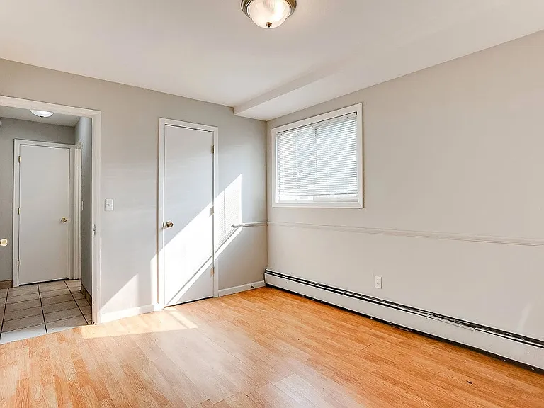 3033 Grand Avenue S. — Photo 8