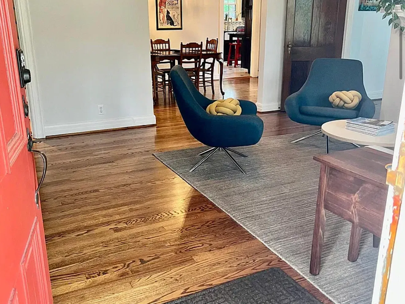 4 bed, 2600 sqft, $3,995 — Photo 4