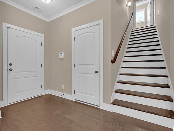 5th image of 1329 Grants Way