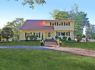 76 Ivy Ln, Bridgewater, NJ