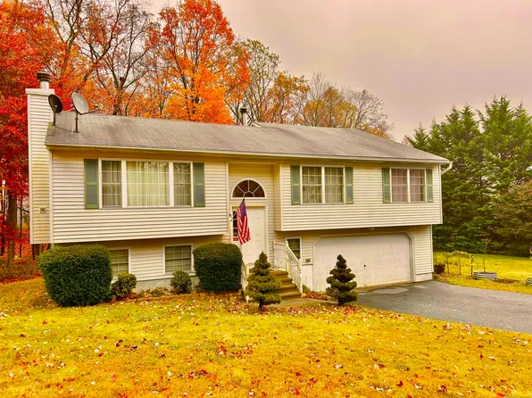 223 Osborn Road, Naugatuck, CT 06770