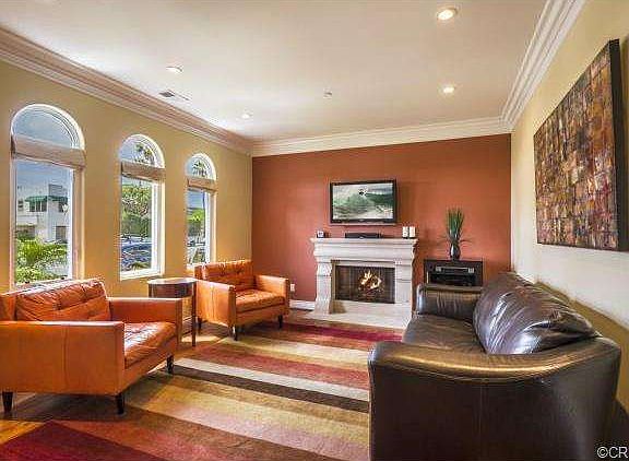 3rd image of 908 S Catalina Ave Unit A