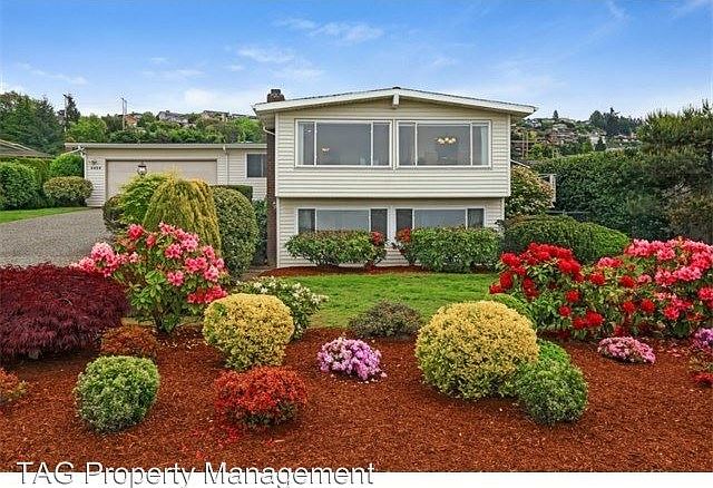 1st image of 4410 133rd Ave SE