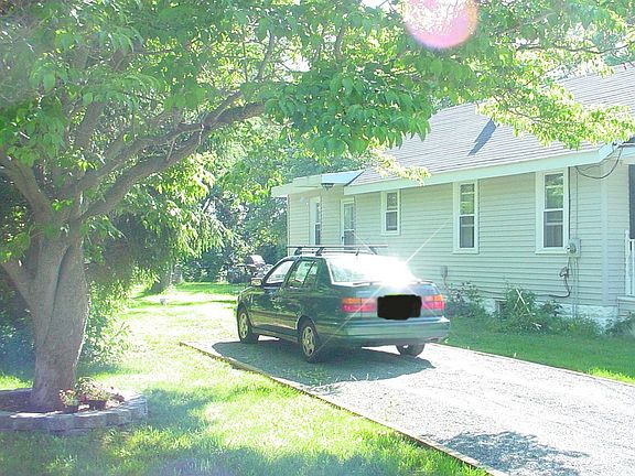 2 lots! Great Dogwood!