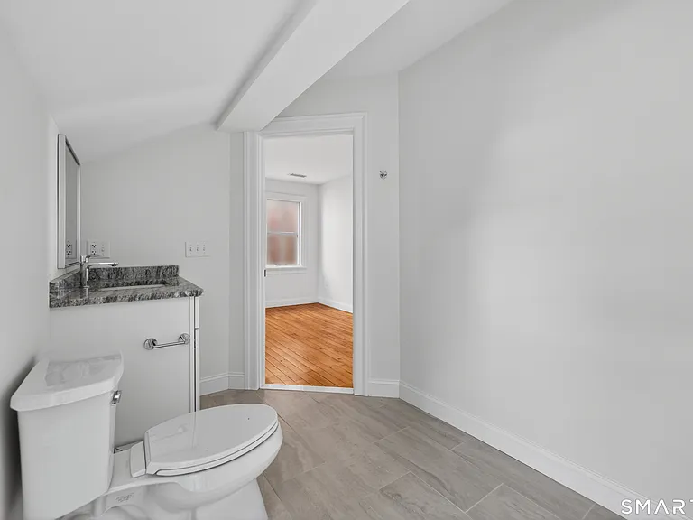 138 Bank St #3A — Photo 17