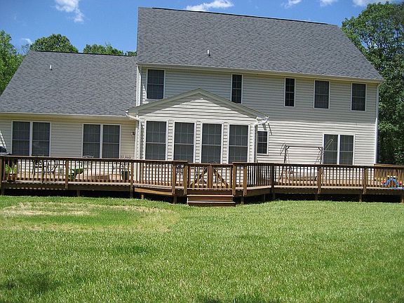 Full Deck off Back of House