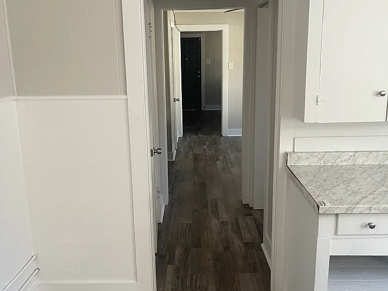 304 Reagan St — Photo 21