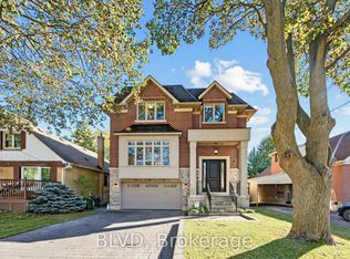 233 Poyntz Ave, Toronto, ON M2N 1J5