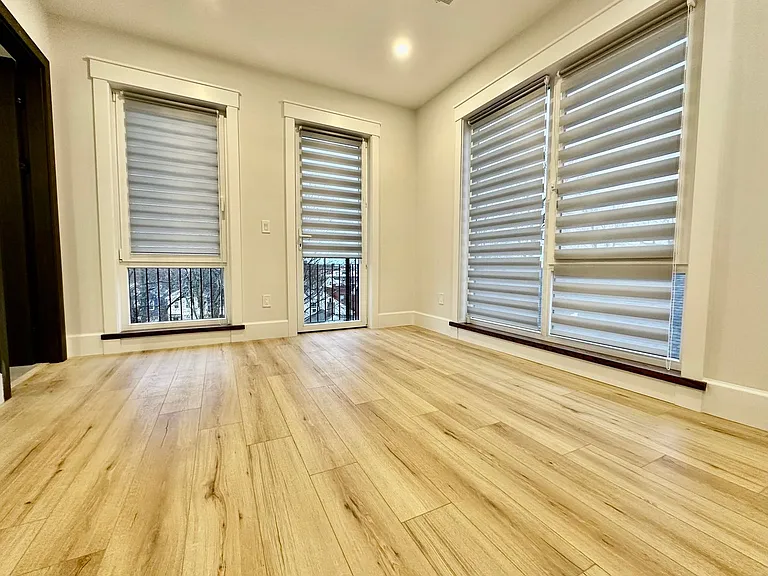 110 Mount Pleasant Ave #9 — Photo 6