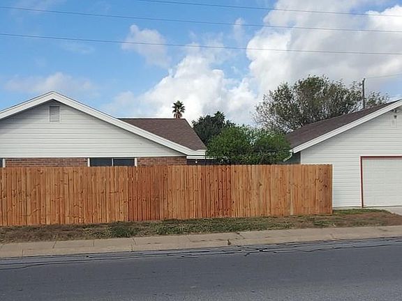 3rd image of 2419 E Adams Ave
