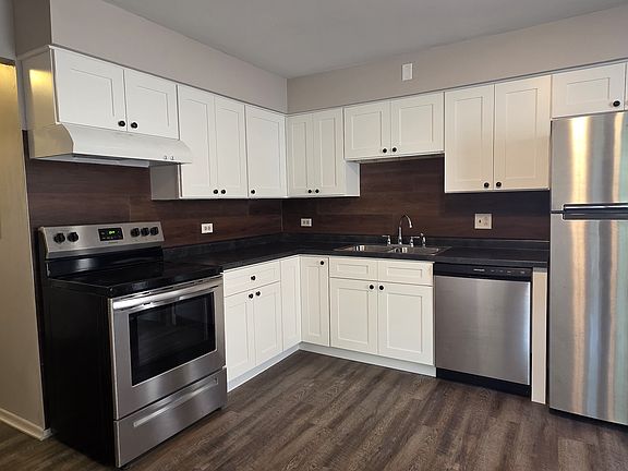 3rd image of 4835 Belmont Rd APT 8