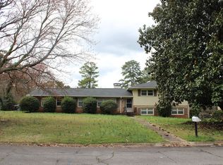 5860 Garber Dr NE, Atlanta, GA 30328
