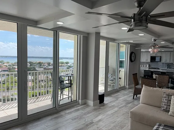 736 Island Way APT 1001, Clearwater, FL 33767
