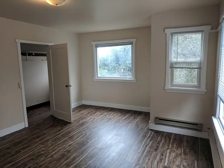 West Hill Apartments — Photo 2