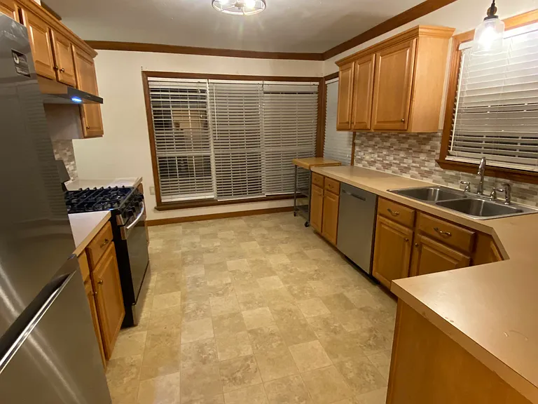 17457 E Main St — Photo 24