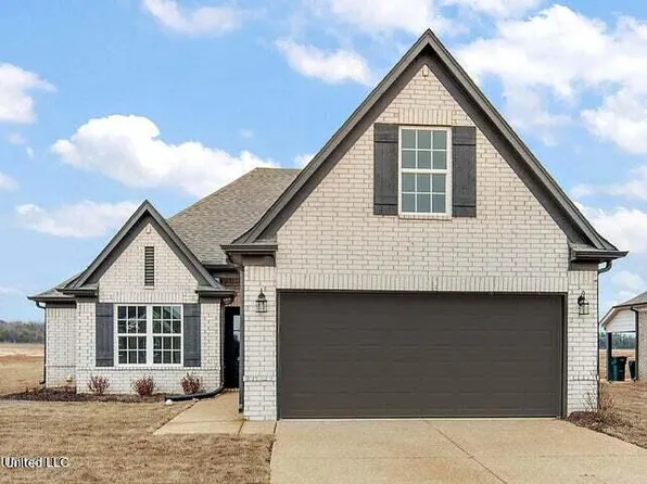 2271 Dela Dr, Southaven, MS 38672