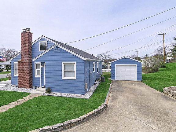 3rd image of 1400 N Columbus St