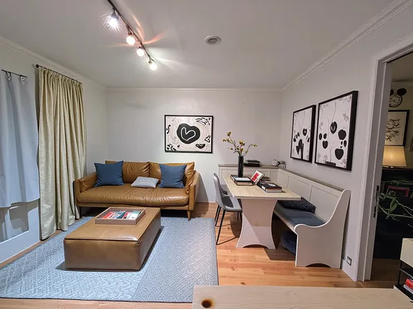 49 Saint Marks Avenue image 12 of 21