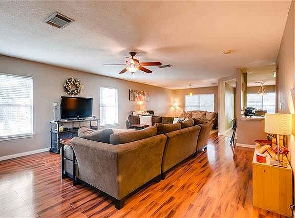 4th image of 8416 Kansas River Dr