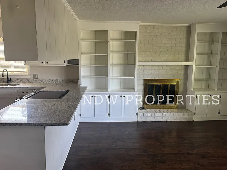 2917 Jason Dr — Photo 9